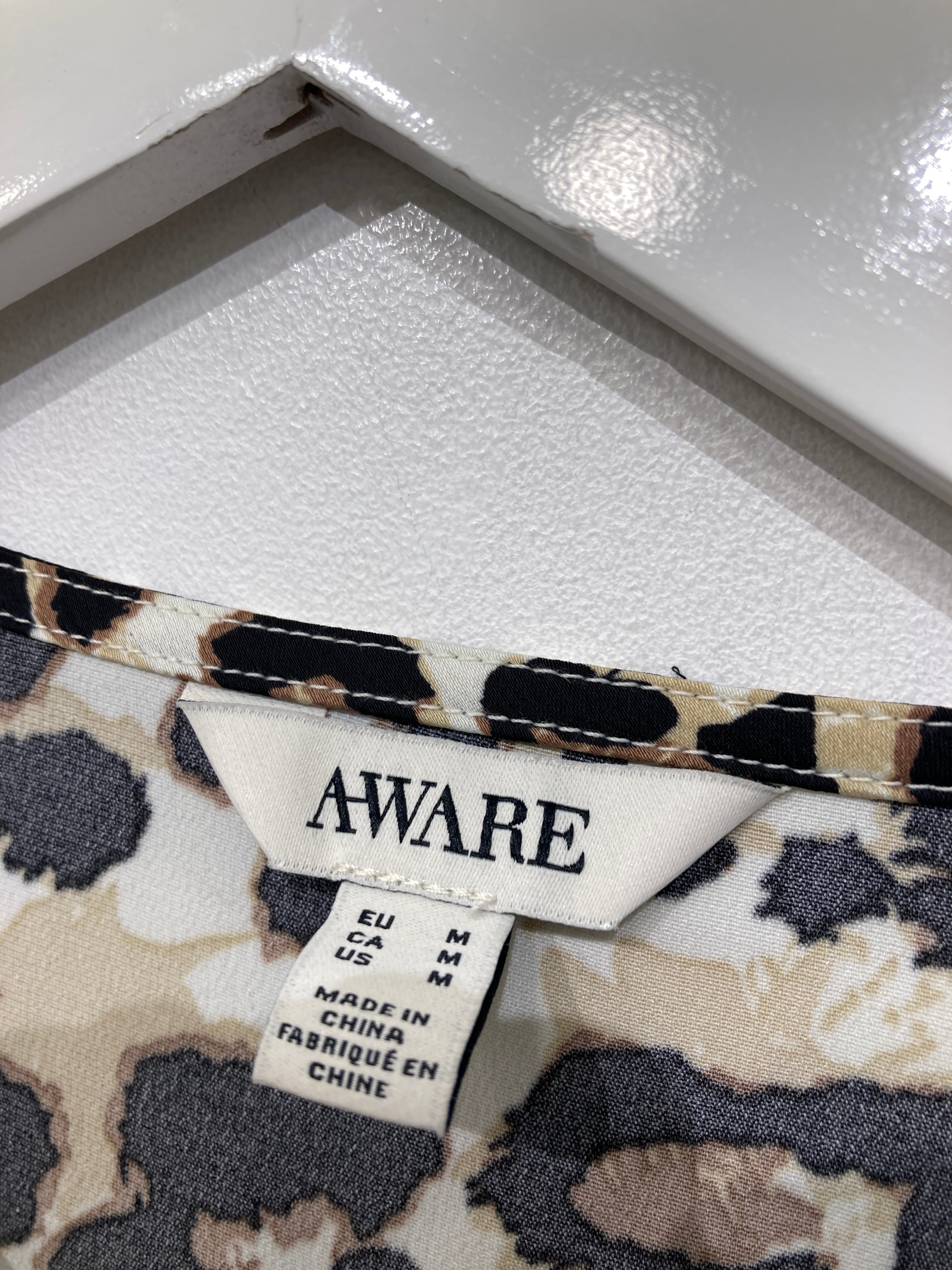 Aware Bluse